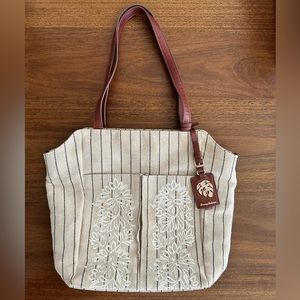 HP👛🎊 Tommy Bahama Shoulder Bag